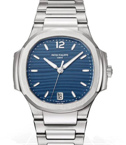 Patek Philippe Nautilus Ref:7118/1A-001 "Never Owned"