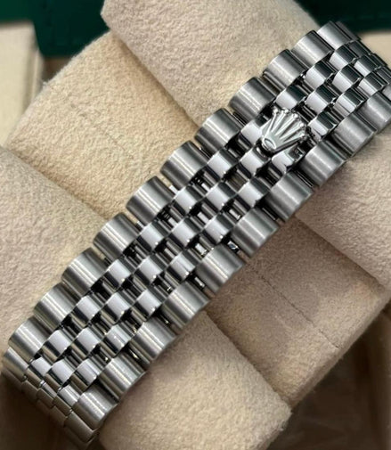 Rolex Datejust 31 (Ref. 278271) – Grey Diamond Dial with Jubilee Bracelet "Never Owned"