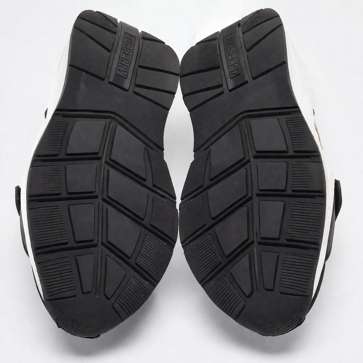Burberry Ramsey Black, White & Yellow Multi-Color Trainers 