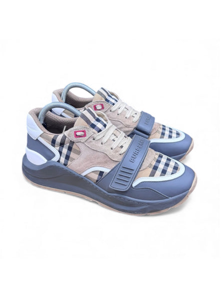 Burberry Ramseys Beige & Grey Size 8 (Pre-Loved)