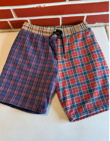 Burberry Men's Shorts Size L "Never Owned"