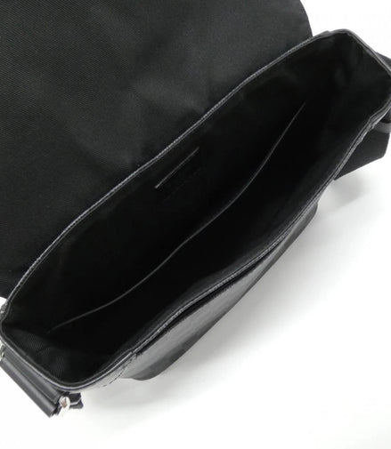 Louis Vuitton Damier Messenger Bag "Pre-Loved"