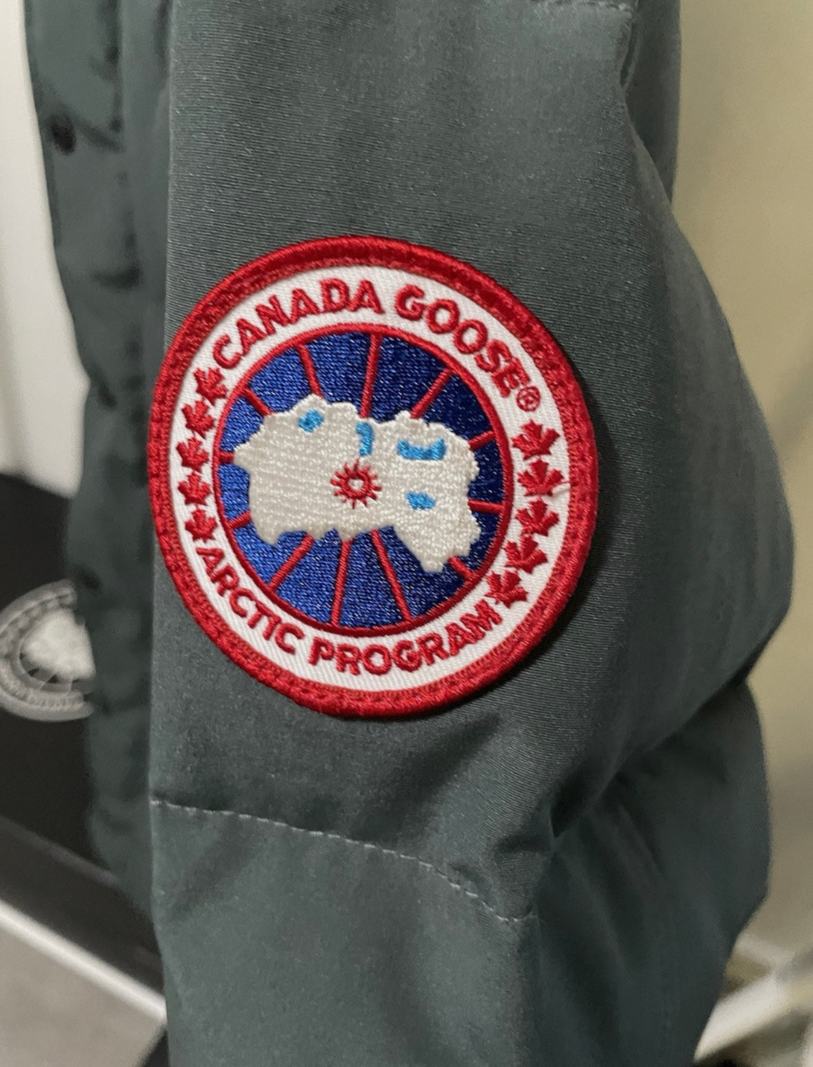 Canada Goose Carson jackets Size S 