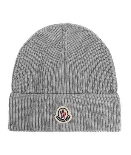Moncler logo-patch beanie "Never Owned"