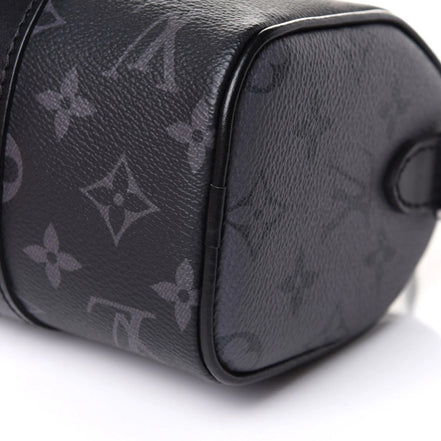 Louis Vuitton Keepall Bandoulière 25 "Unworn"