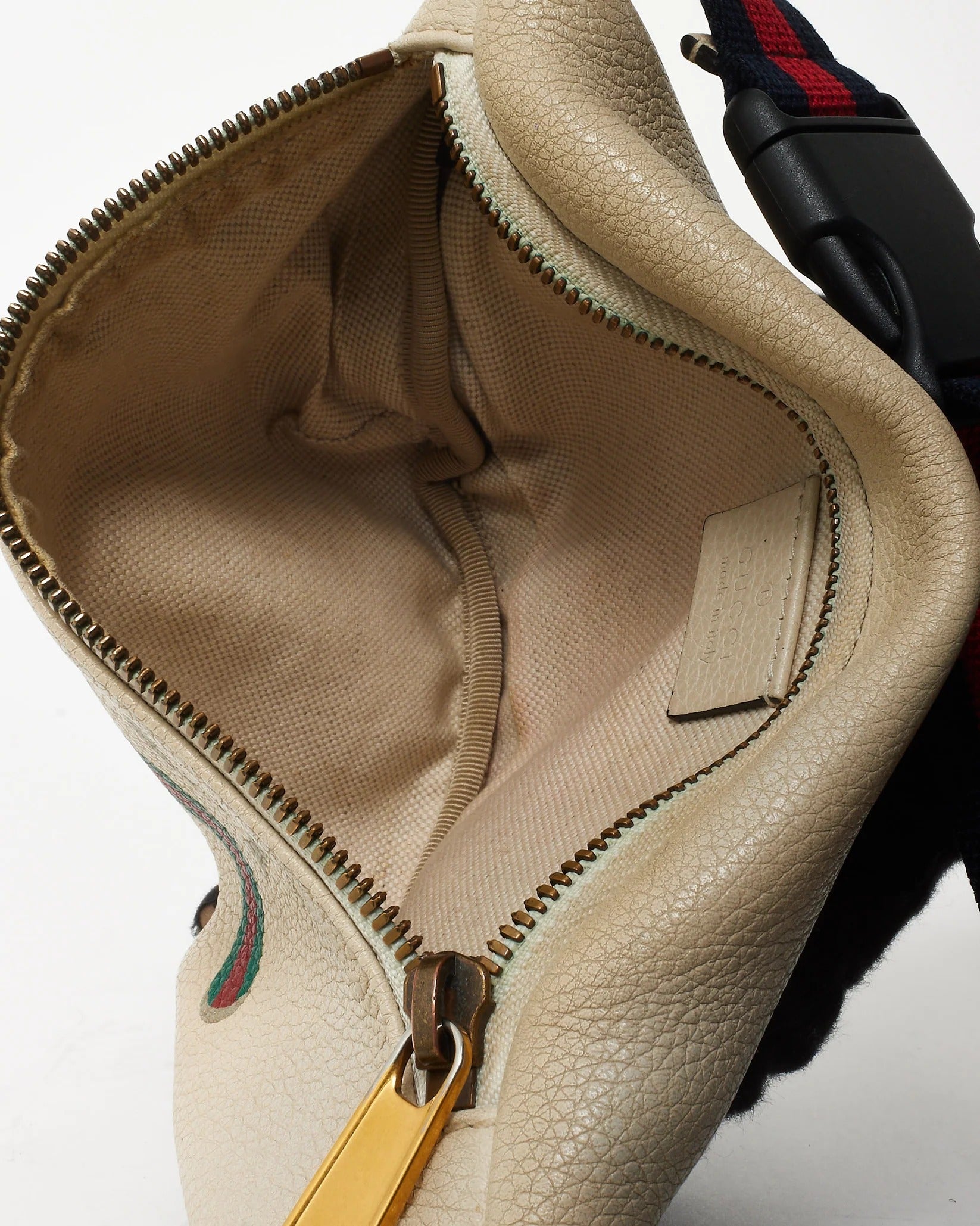 Gucci Vintage Logo Belt Bag Off-White Leather (Pre-Loved)