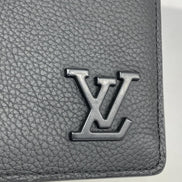 Louis Vuitton Aerogram Black Leather Brazza Wallet 