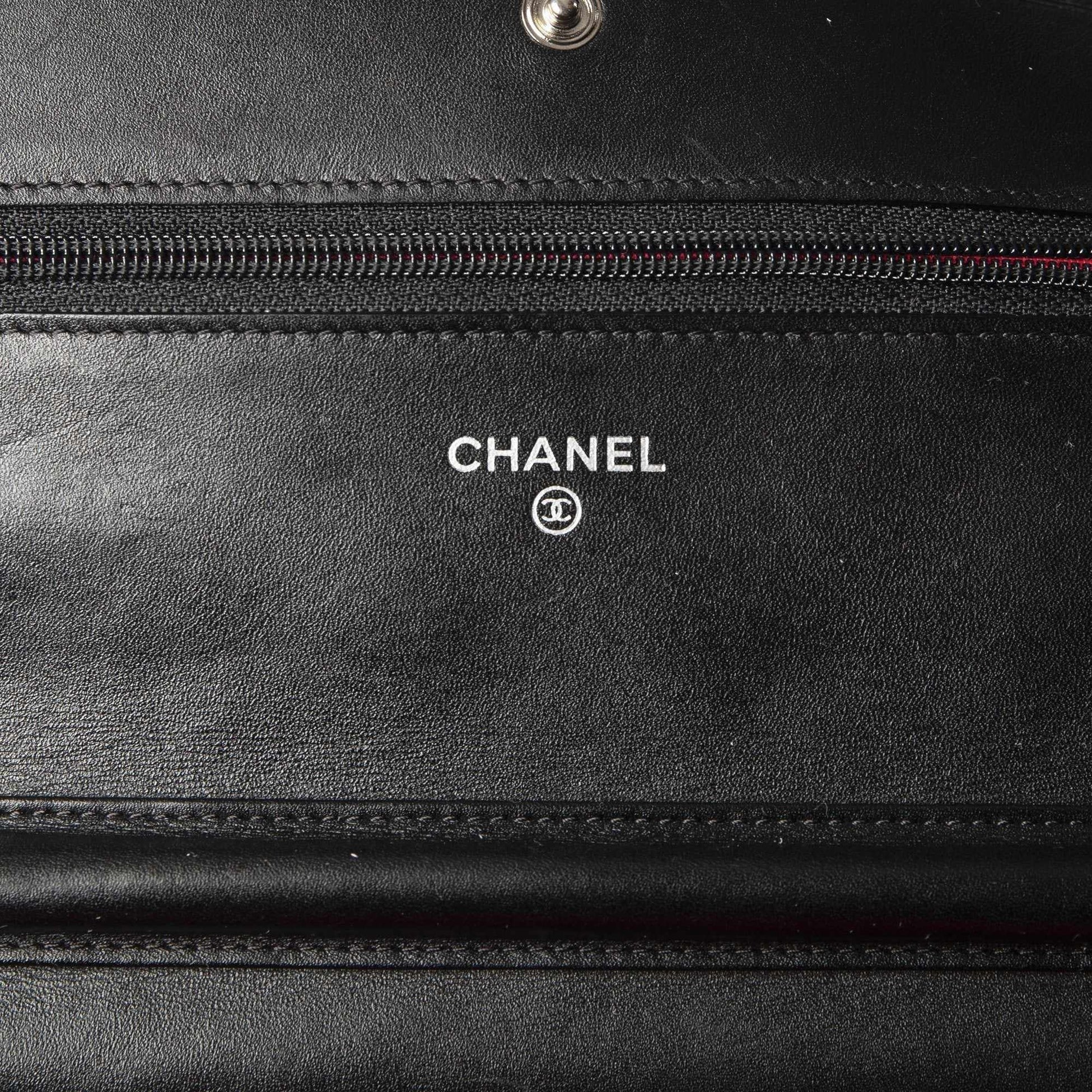 Chanel Leather Handbag Black 