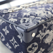 Louis Vuitton Monogram Trunk Messenger 