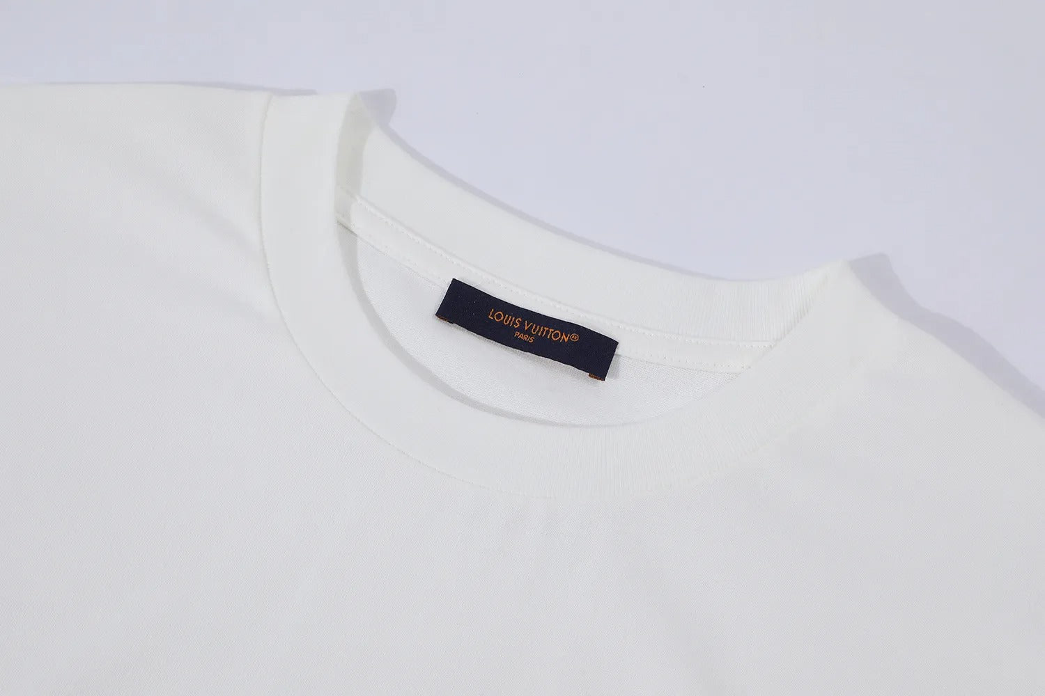 Rare Louis Vuitton Dove T-Shirt White (Pre-Loved)