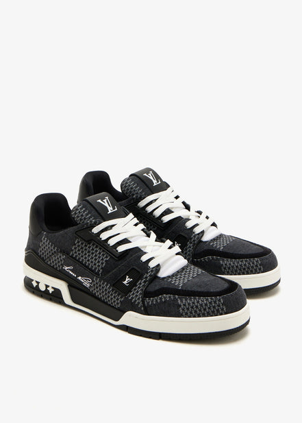 Louis Vuitton New Season Damier Trainer "Unworn"