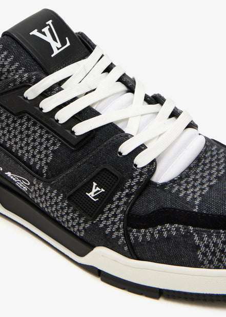 Louis Vuitton New Season Damier Trainer "Unworn"