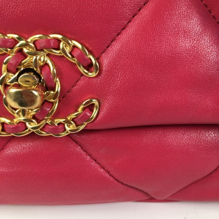 Chanel 19 Medium Flap Bag Pink Lambskin 