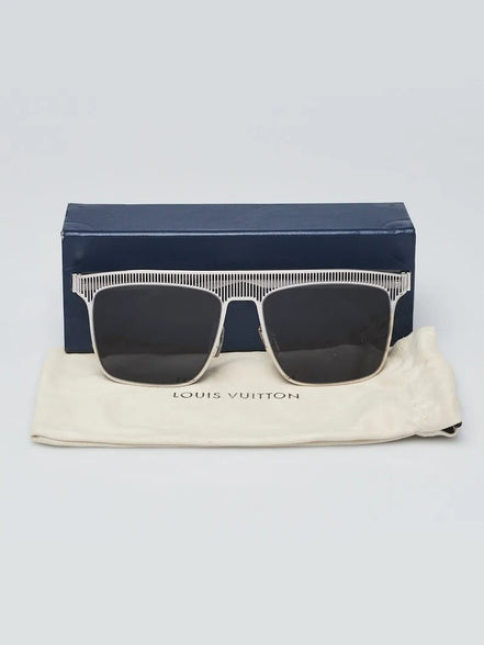 Louis Vuitton Explorer Sunglasses "Unworn"