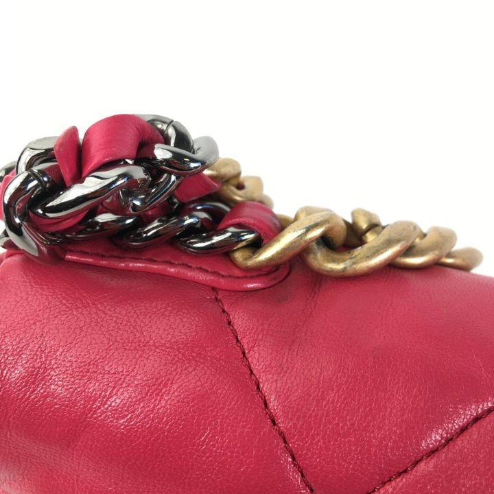 Chanel 19 Medium Flap Bag Pink Lambskin 