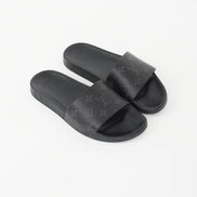 Louis Vuitton Monogram Sliders Size 8 “Never Owned”