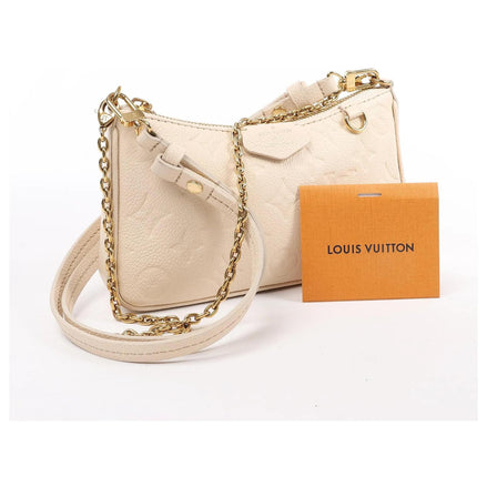Louis Vuitton Easy Pouch on Strap “Pre-Loved”