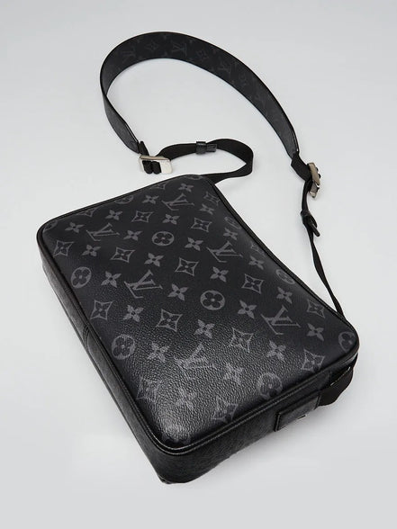 Louis Vuitton Taigarama Outdoor Messenger Black Crossbody Bag "Unworn"