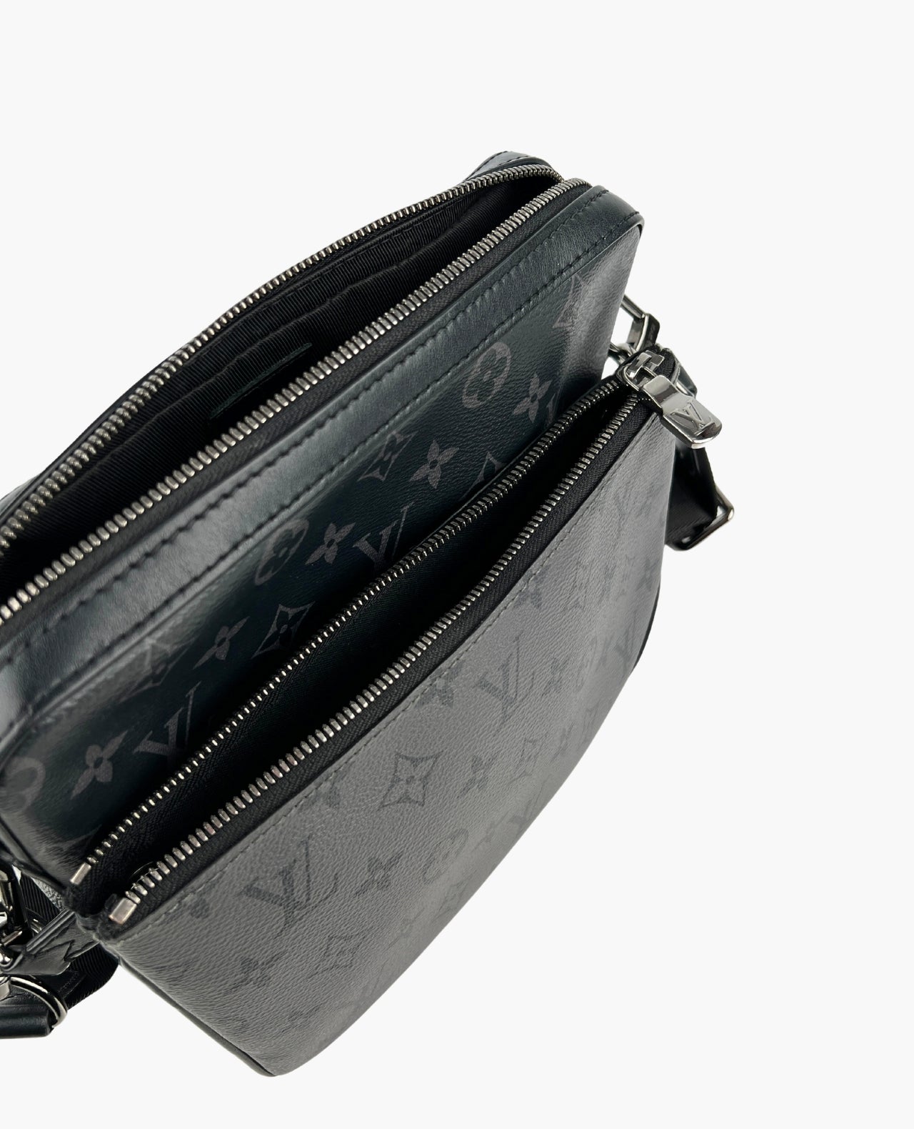 Louis Vuitton Trio Messenger Monogram Eclipse 