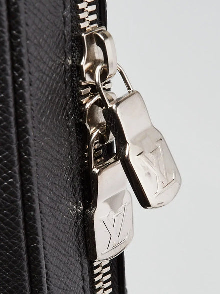 Louis Vuitton Taigarama Outdoor Messenger Black Crossbody Bag "Unworn"