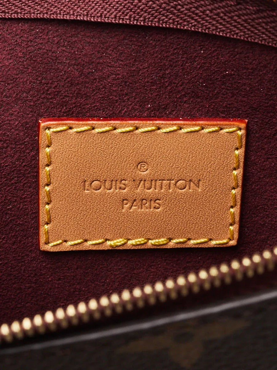 Louis Vuitton Monogram CarryAll MM Shoulder Bag (Pre-Loved)