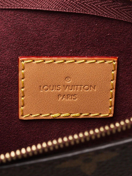 Louis Vuitton Monogram CarryAll MM Shoulder Bag (Pre-Loved)