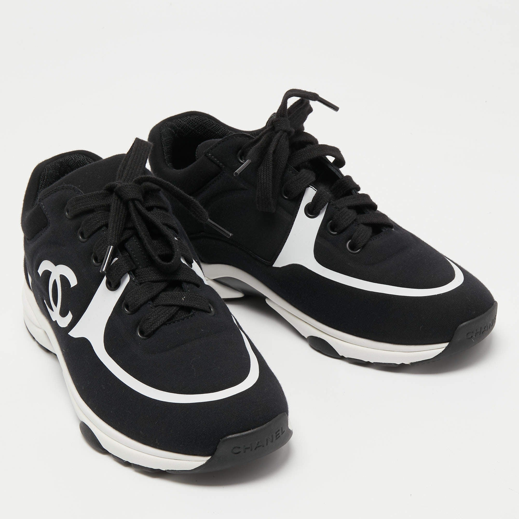 Chanel CC Runner Sneakers Black & White (Pre-Loved)