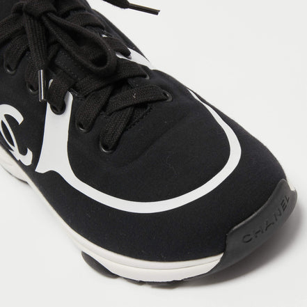 Chanel CC Runner Sneakers Black & White (Pre-Loved)