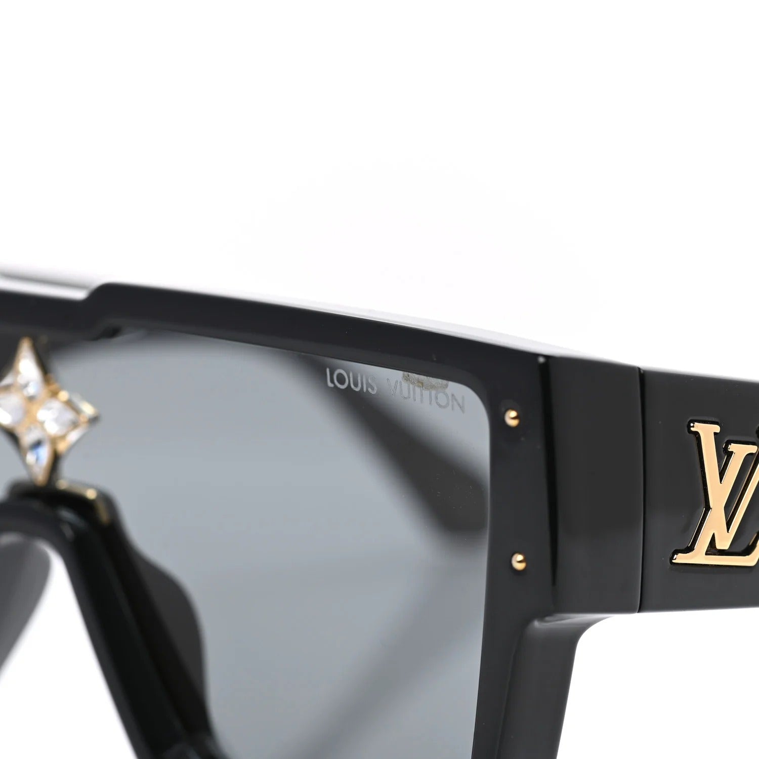 Louis Vuitton Cyclone Sunglasses “Pre-Loved”