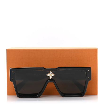 Louis Vuitton Cyclone Sunglasses “Pre-Loved”