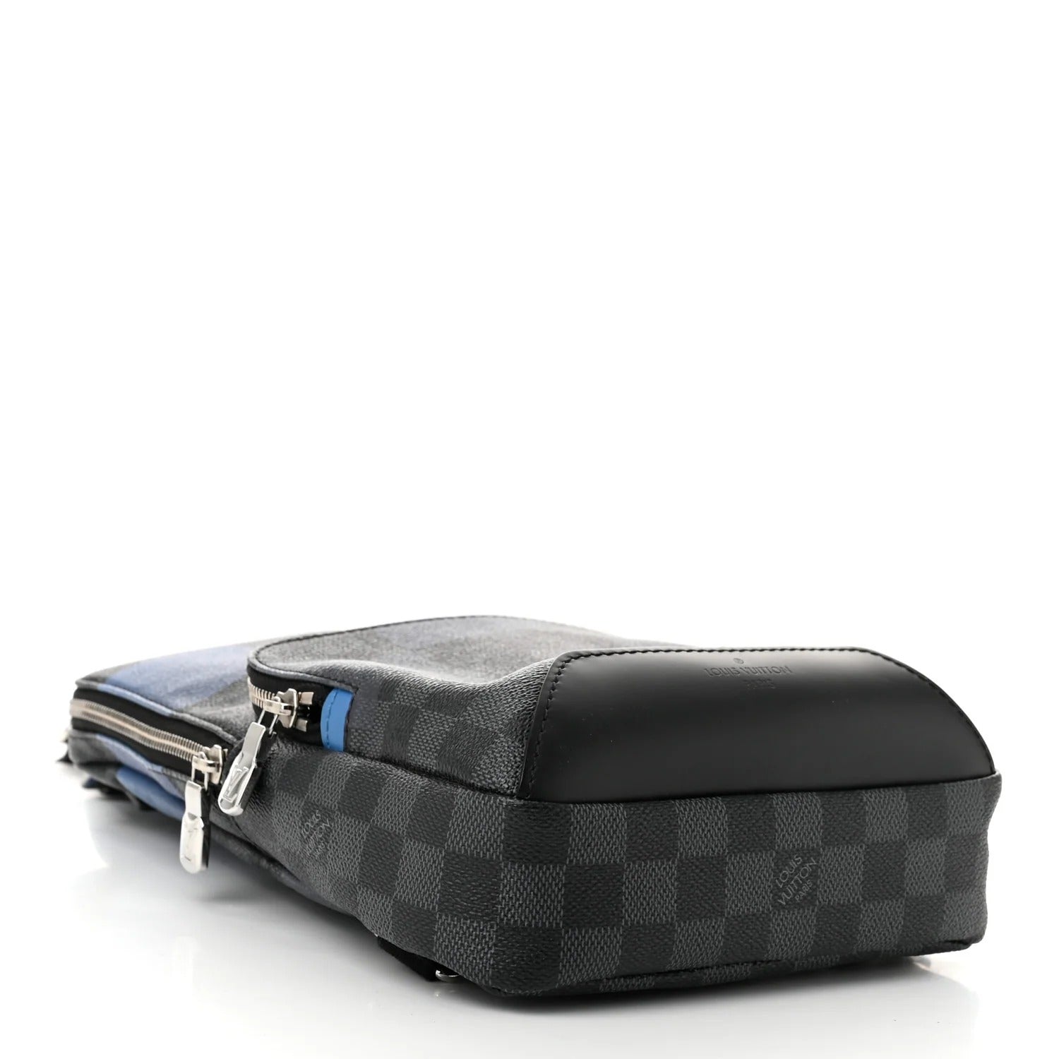 Rare Louis Vuitton Avenue Sling Bag “Never Owned”