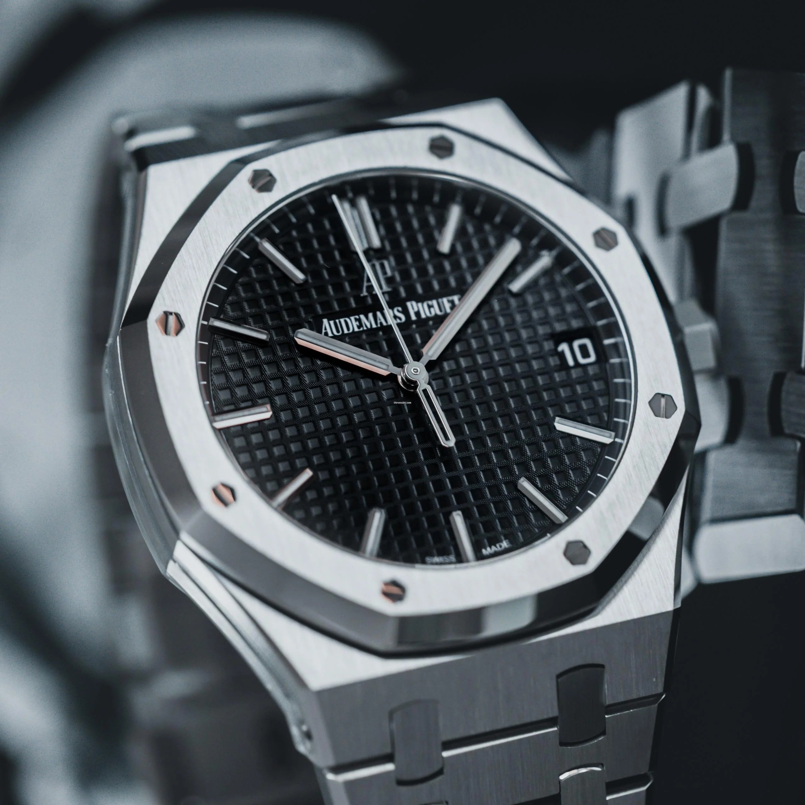 Audemars Piguet Royal Oak 15500ST “Never Owned”